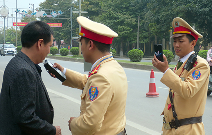 Xử l&yacute; lỗi nồng độ cồn