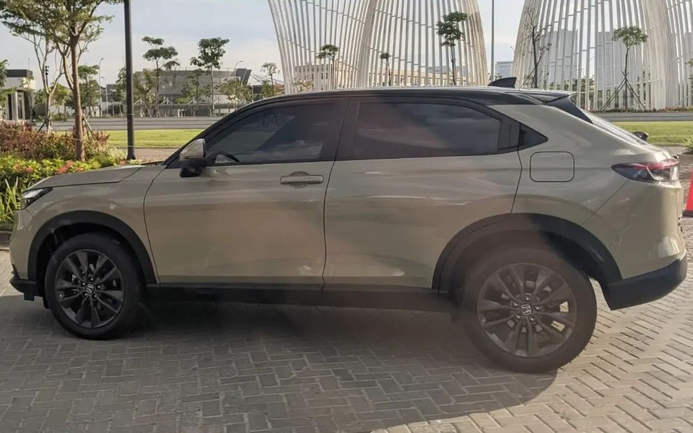 Honda HR-V 2022 bản SE được trang bị vành 18 inch