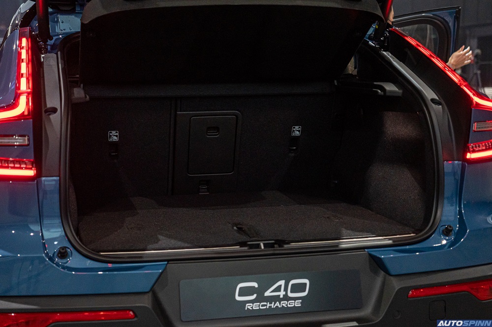 Khoang hành lý của Volvo C40 Recharge 2022