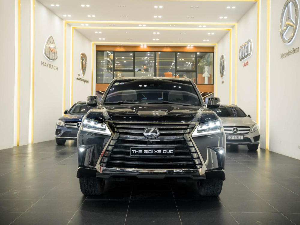 Lexus LX570 phiên bản siêu giới hạn về Nông Cống định cư, giá hơn 9,1 tỷ đồng Lexus LX570 phiên bản siêu giới hạn về Nông Cống định cư, giá hơn 9,1 tỷ đồng