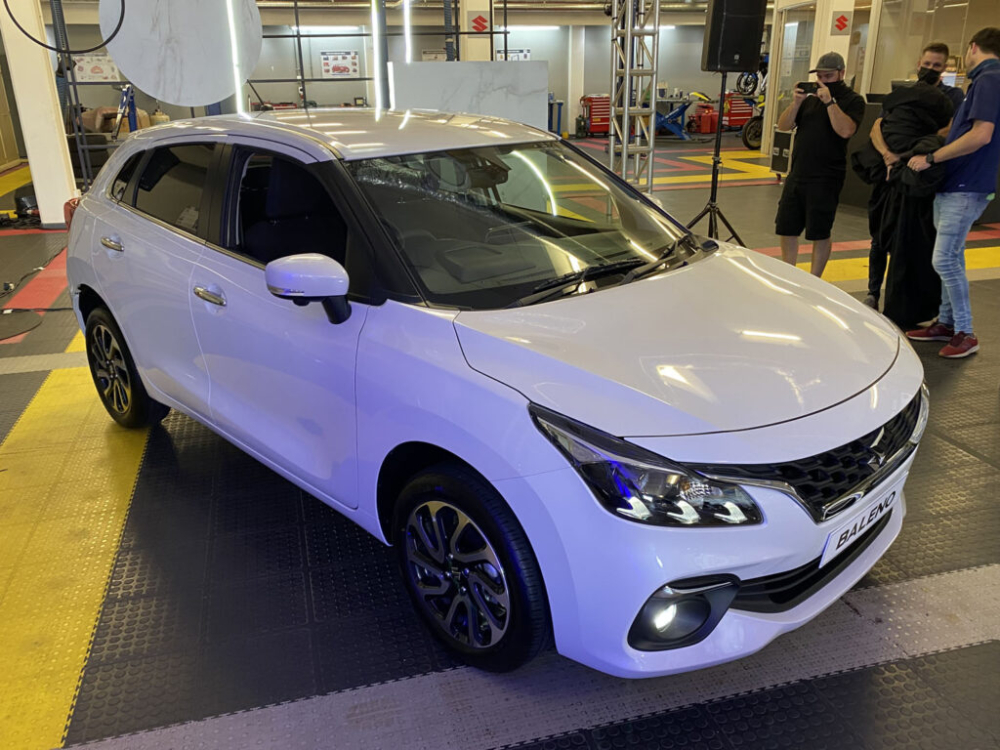 Suzuki Baleno 2022 có cả nắp ca-pô hình vỏ sò
