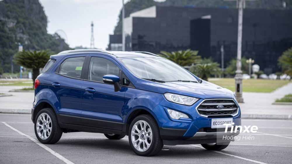 Lượng Ford EcoSport còn tồn tại đại lý không nhiều, giới hạn phiên bản và màu sắc nhưng vẫn có khuyến mãi nhẹ từ 20 – 30 triệu đồng tùy nơi.