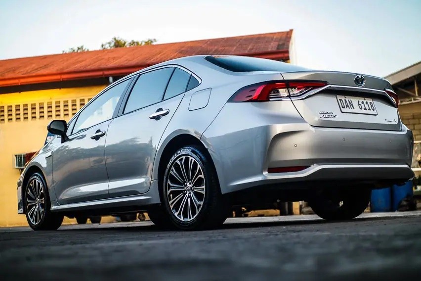 Thiết kế đuôi sau của Toyota Corolla Altis 2022.