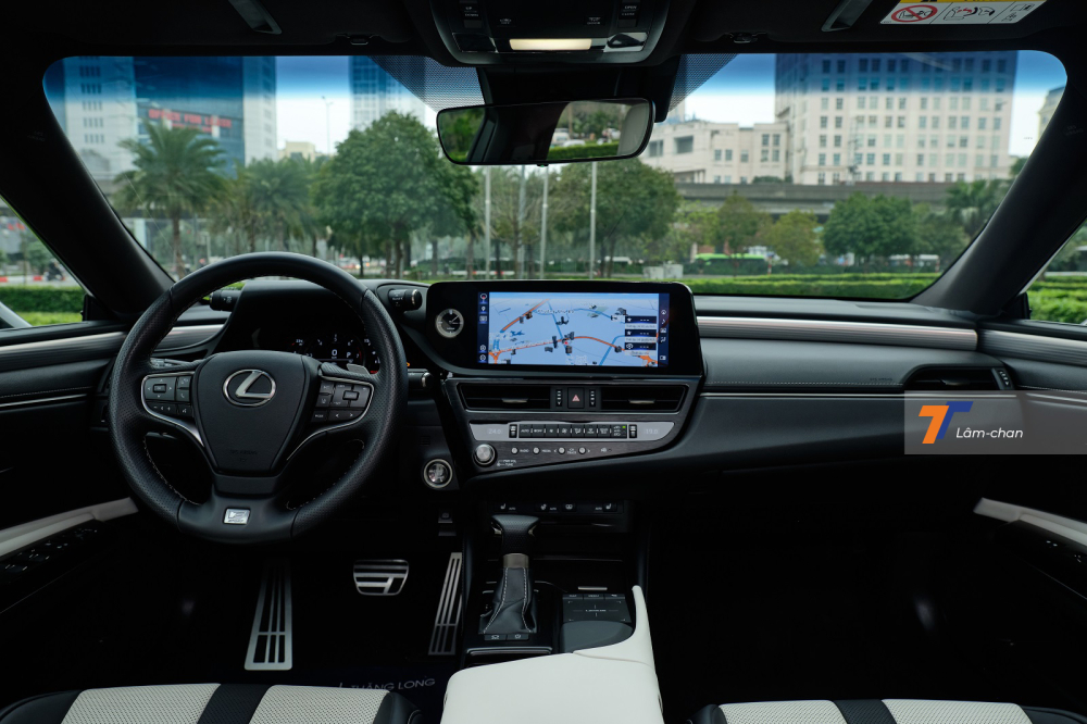 Tổng thể nội thất của Lexus ES 250 F SPORT 2022. Tổng thể nội thất của Lexus ES 250 F SPORT 2022.