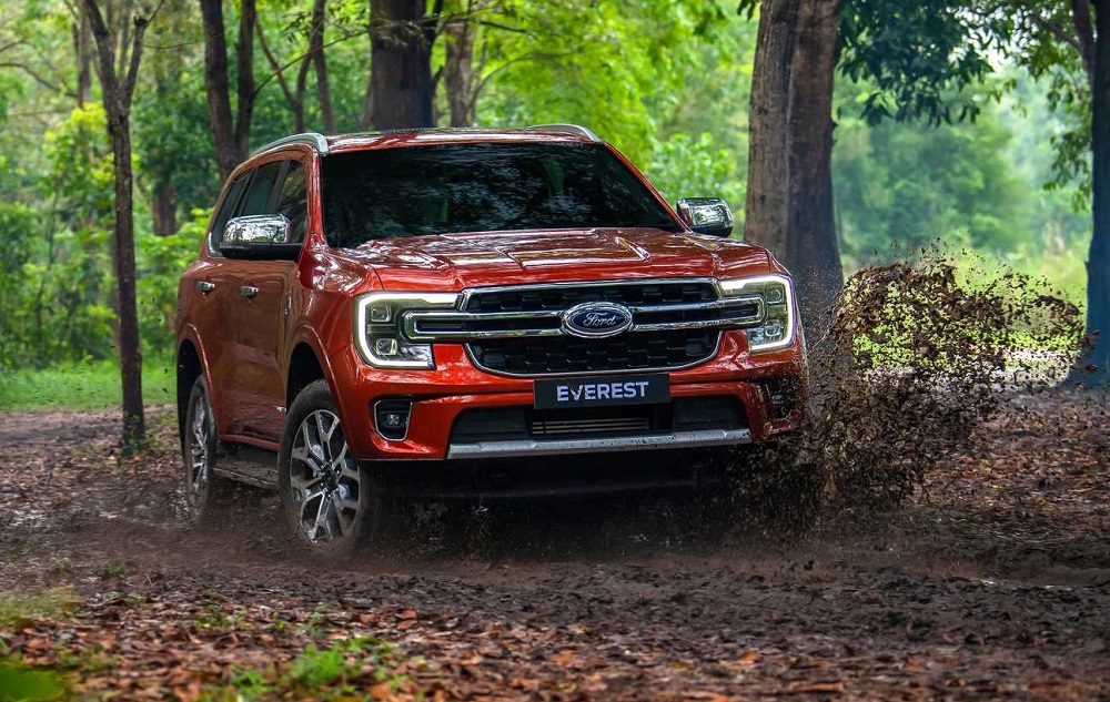 Ford Everest 2022 c&oacute; 2 hệ dẫn động 4 b&aacute;nh