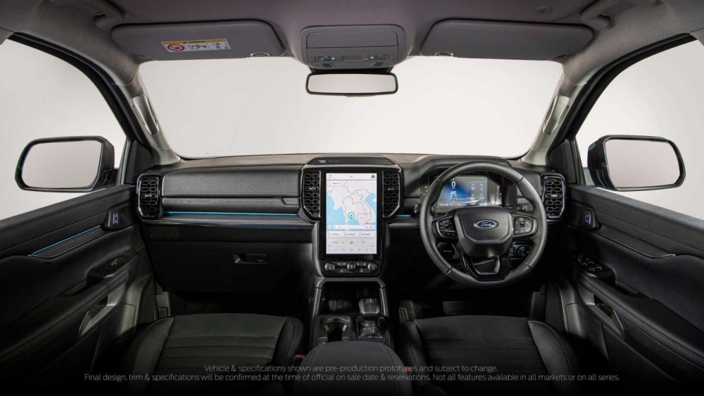 Nội thất b&ecirc;n trong Ford Everest 2022