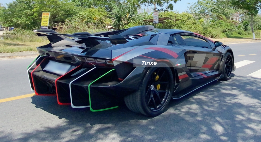Cận cảnh siêu xe Lamborghini Aventador độ Duke Dynamics của đại gia Việt Cận cảnh siêu xe Lamborghini Aventador độ Duke Dynamics của đại gia Việt