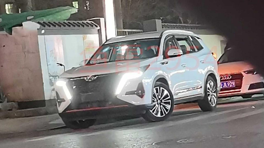 Thiết kế đầu xe của Chery Tiggo 8 Pro d&agrave;nh cho Trung Quốc