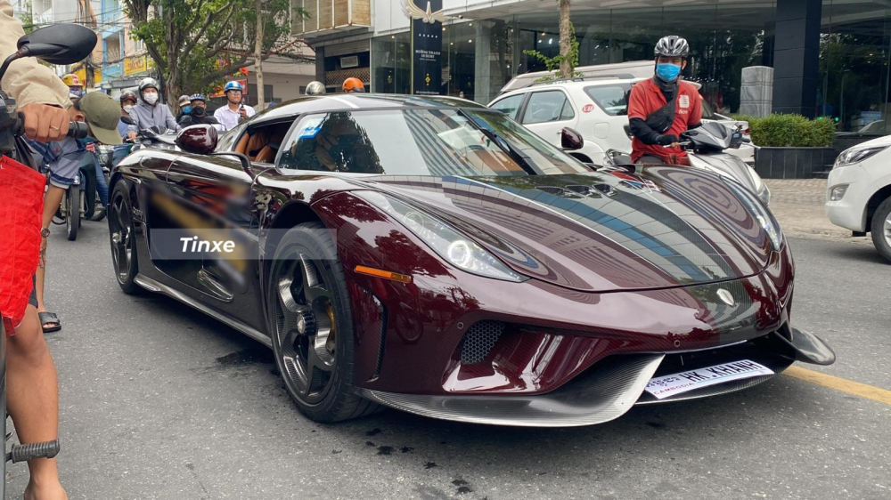 Koenigsegg Regera tr&ecirc;n đường phố Đ&agrave; Nẵng