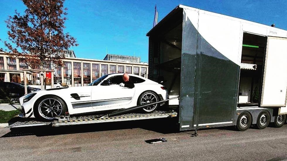 Siêu xe Mercedes-AMG GT R Pro của Minh Siêu xe Mercedes-AMG GT R Pro của Minh Nhựa lúc còn ở nước ngoài