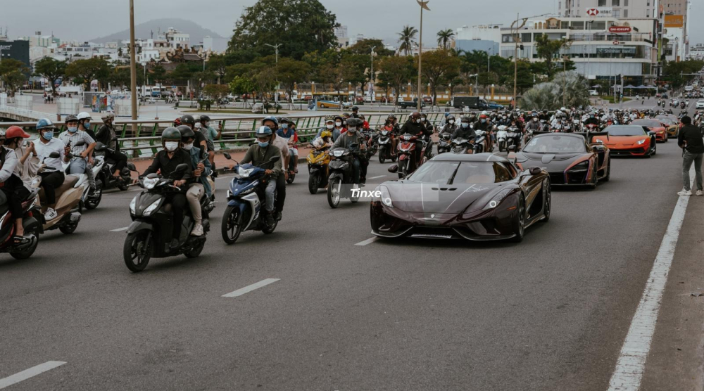 H&igrave;nh ảnh n&agrave;y c&oacute; thể khiến truyền th&ocirc;ng quốc tế sốc trước độ chịu chơi của đại gia Việt