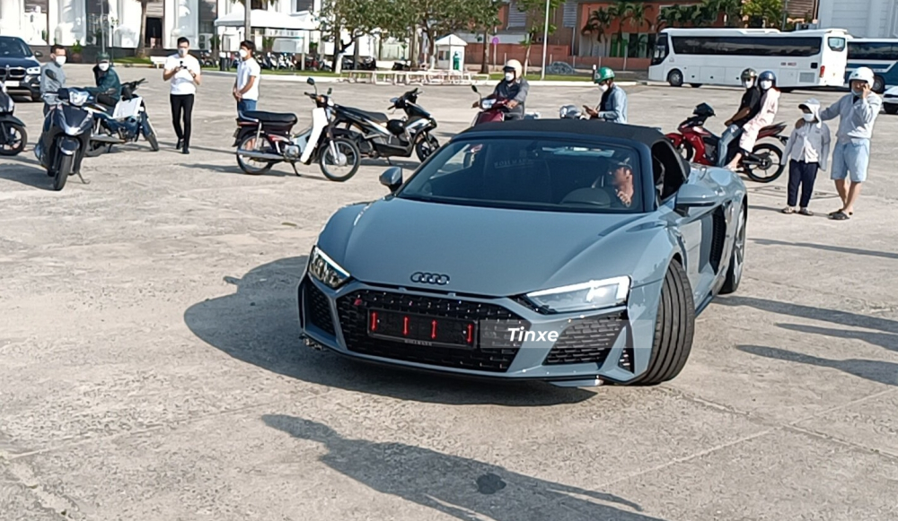 Xe về nước được 2 ngày đã có ngay người tìm mua