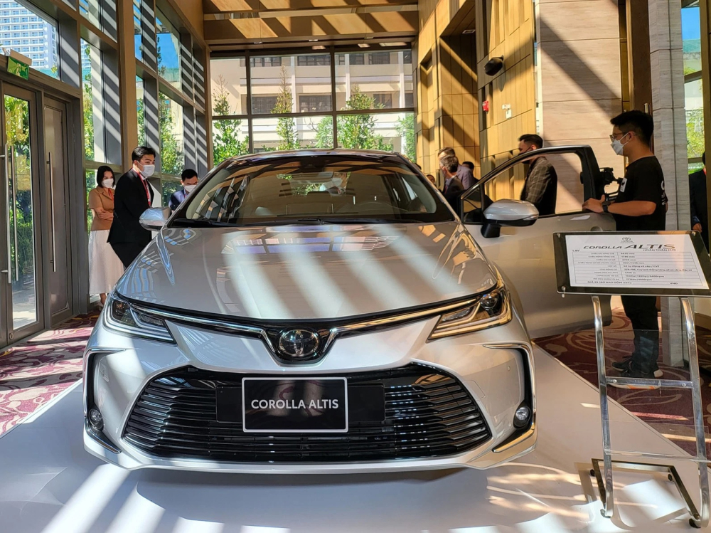Toyota Corolla Altis 2022 tại một sự kiện ra mắt xe nội bộ trước khi ch&iacute;nh thức được giới thiệu tới người d&ugrave;ng Việt v&agrave;o ng&agrave;y 9/3 tới đ&acirc;y.