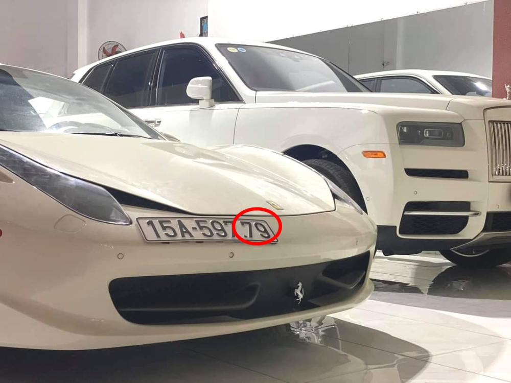Si&ecirc;u xe Ferrari 458 Spider n&agrave;y từng mang biển Hải Ph&ograve;ng với điểm nhấn l&agrave; thần t&agrave;i lớn 