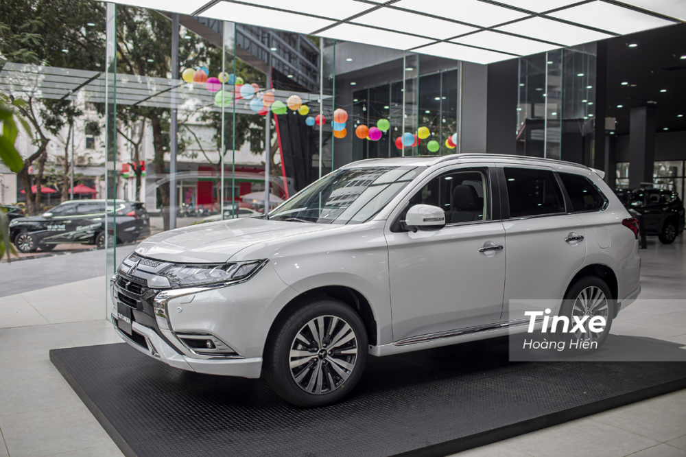 Tổng quan thiết kế ngọai thất của Mitsubishi Outlander 2022 không có quá nhiều sự thay đổi