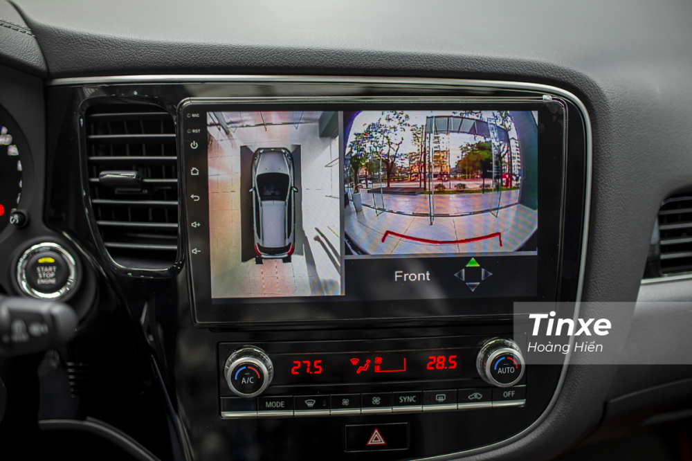Tuy nhiên chất lượng camera 360 độ của Mitsubishi Outlander chỉ ở mức trung bình khá, đủ để quan sát chướng ngại vật quanh xe.