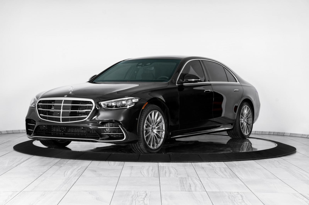 Ph&iacute;a trước của Mercedes-Benz S-Class 2022 bọc gi&aacute;p từ Inkas