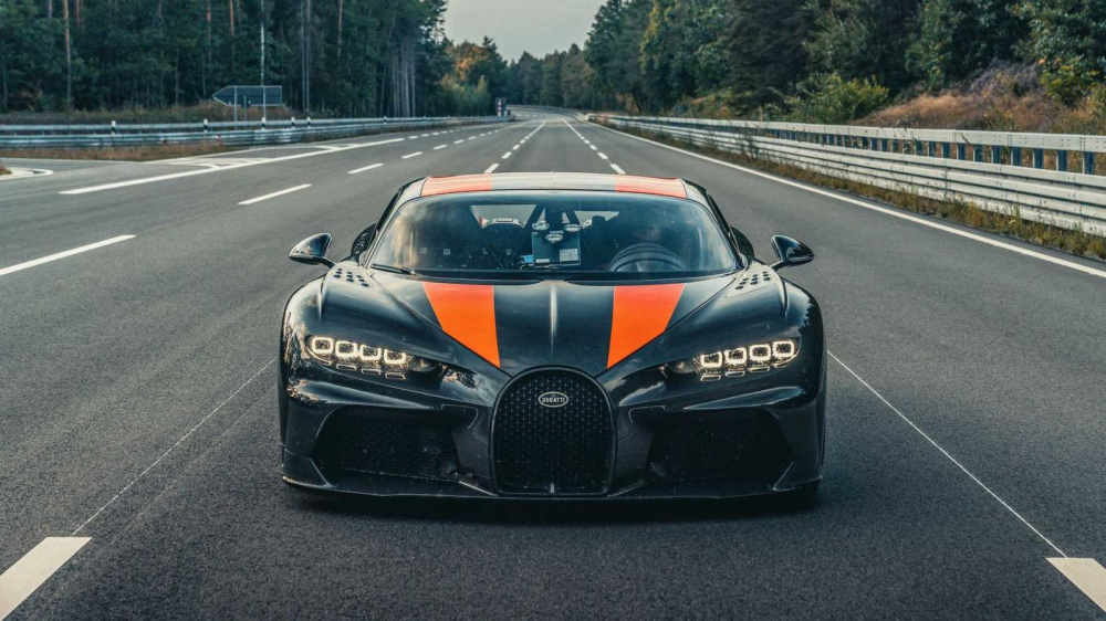 Cận cảnh nhan sắc của Bugatti Chiron Super Sport 300+ 