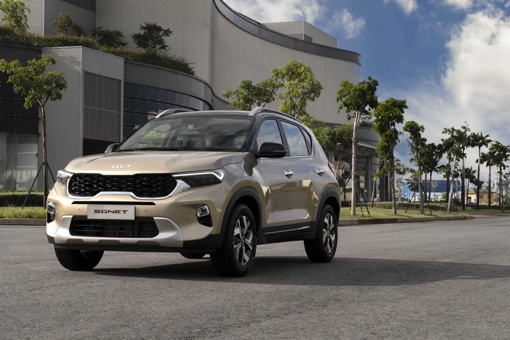 KIA Sonet vẫn b&aacute;n ra nhiều hơn Toyota Raize trong th&aacute;ng 2/2022.