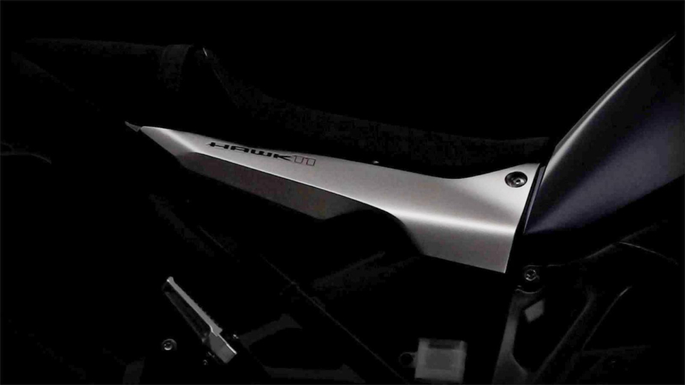 Honda Hawk 11