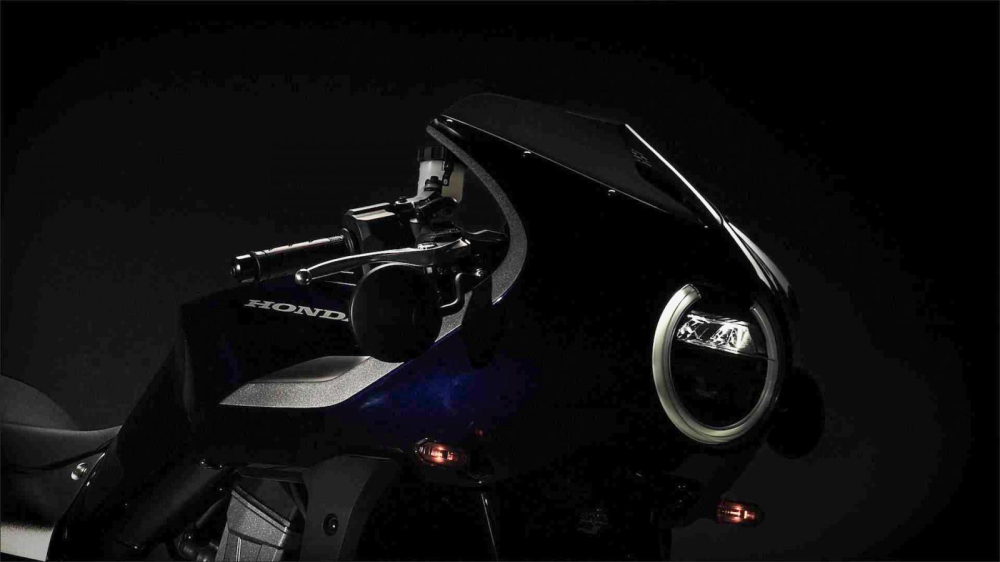 Honda Hawk 11