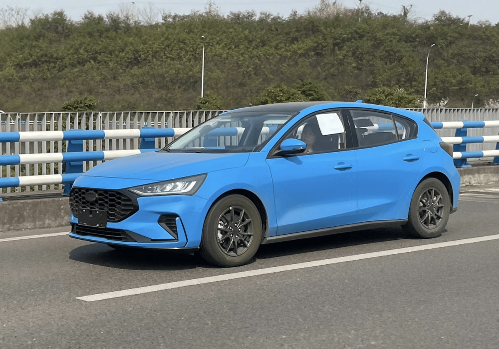Ford Focus 2022 được cải tiến nhẹ ở thiết kế đầu xe