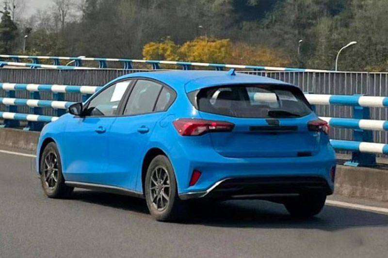 Ford Focus 2022 bị bắt gặp tr&ecirc;n đường phố