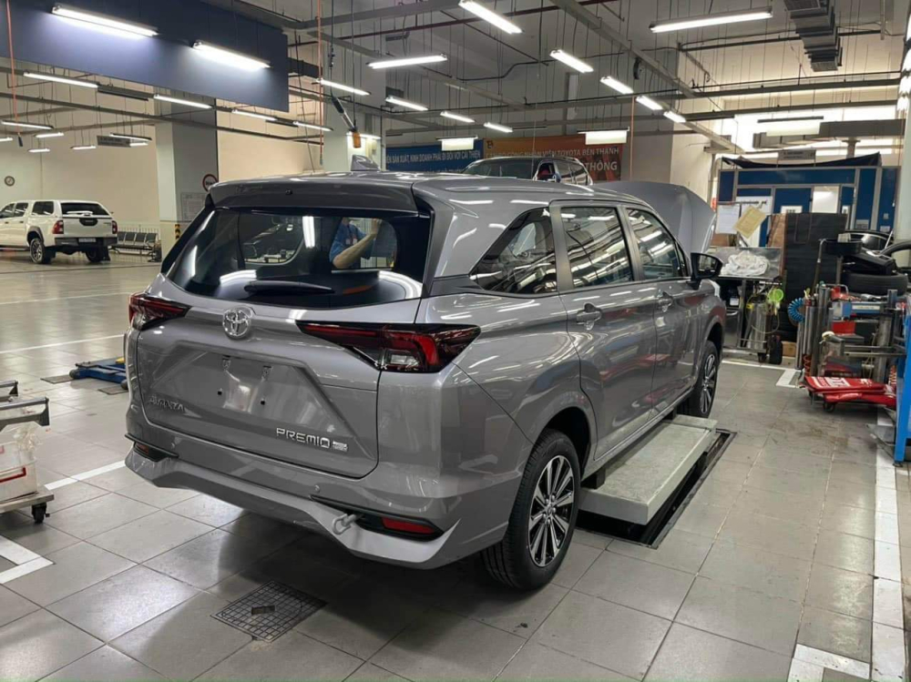 Toyota Avanza Premio 2022 không có gói công nghệ an toàn Toyota Safety Sense như Veloz Cross để giữ giá bán thấp