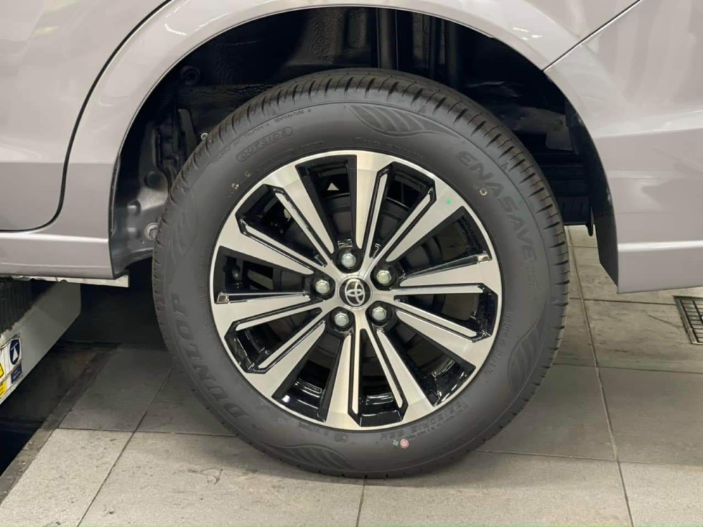 Toyota Avanza Premio 2022 dùng vành 15 inch hoặc 16 inch, tùy phiên bản