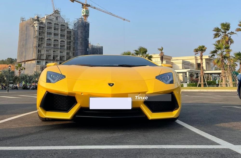 C&ograve;n đ&acirc;y l&agrave; Lamborghini Aventador LP700-4