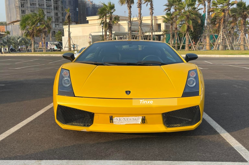 Chiếc xe Lamborghini Gallardo n&agrave;y được cho mua lại của 1 nh&agrave; sưu tập ở H&agrave; Nội