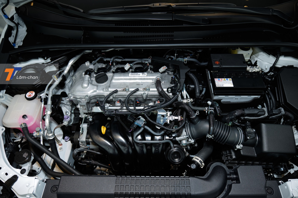 Động cơ của Toyota Corolla Altis 2022.