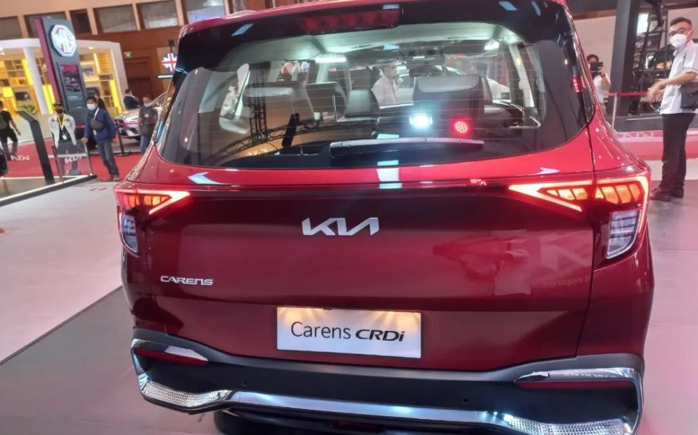Kia Carens 2022 tại Indonesia có vẻ chỉ có 2 tùy chọn động cơ