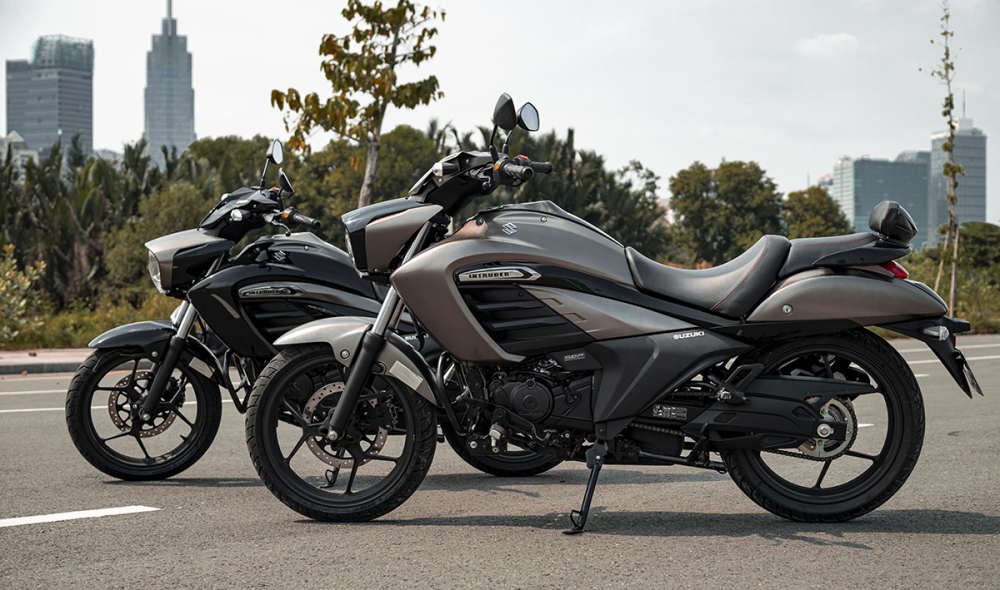 Suzuki Intruder, Intruder với sự lịch l&atilde;m v&agrave; mạnh mẽ mang hơi hướng cổ điển được lấy cảm hứng từ d&ograve;ng xe ph&acirc;n khối lớn M1800R huyền thoại 