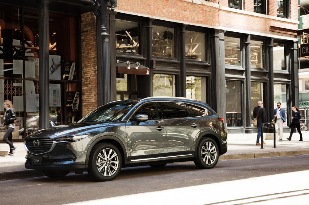 Mazda CX-8.