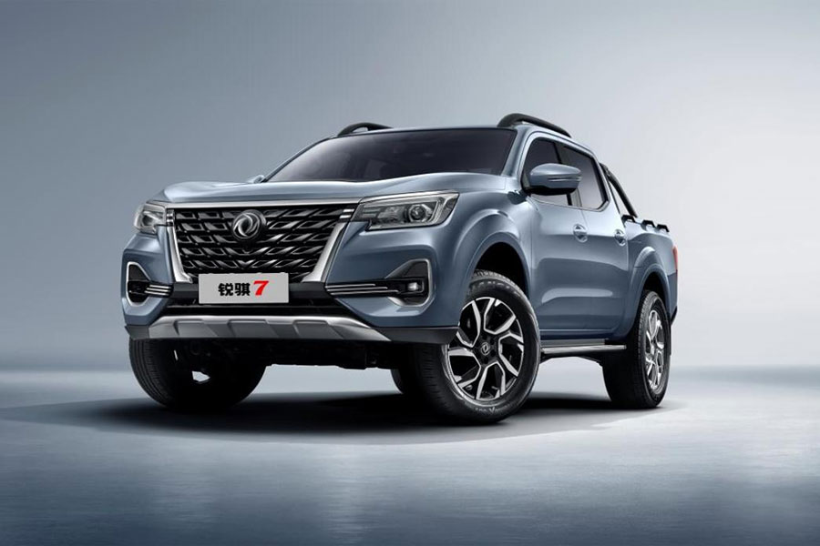 Vén màn Ruiqi 7 - phiên bản dành riêng cho Trung Quốc của xe bán tải Nissan Navara