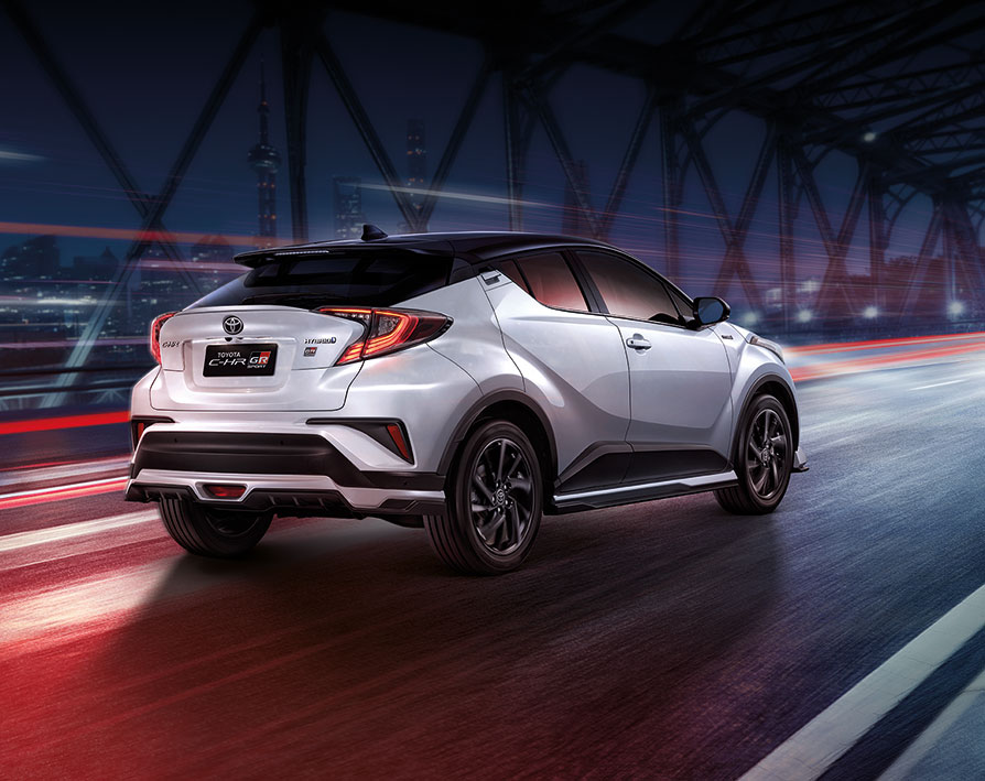 Toyota C-HR GR Sport 2022 có hệ thống đèn LED từ trước ra sau
