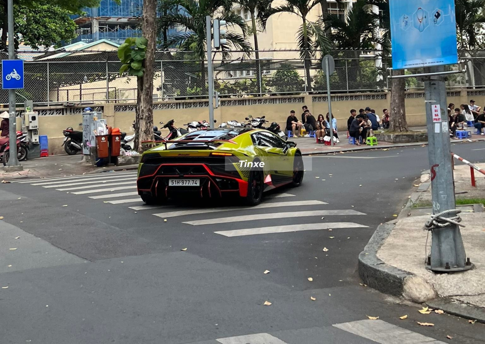 Chiếc xe Lamborghini Huracan LP610-4 c&oacute; g&oacute;i độ đến từ 1016 Industries, Vorsteiner v&agrave; Novitec