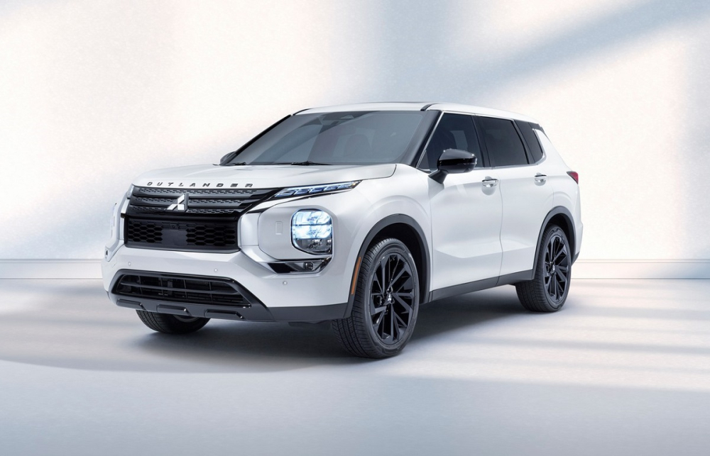 Mitsubishi Outlander 2022 thêm nổi bật với phiên bản Black Edition mới