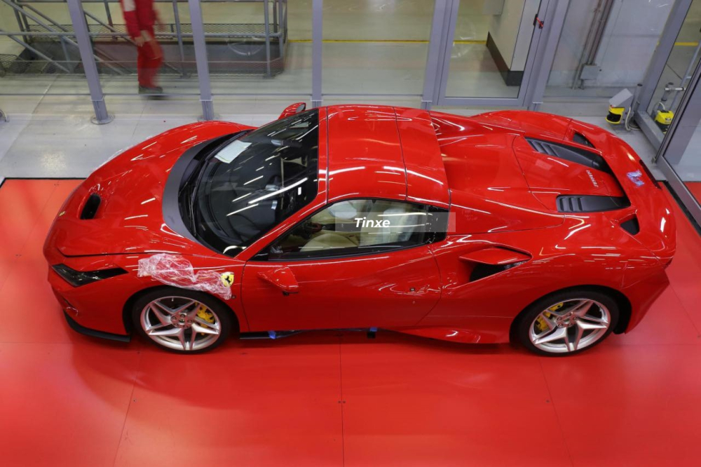 Còn đây là hình ảnh do 1 trang siêu xe Việt Nam chia sẻ cho thấy chiếc Ferrari F8 Spider này đã hoàn thiện. Doanh nhân Việt tậu siêu xe mui trần Ferrari F8 Spider chính hãng trước khi mẫu xe này tạm dừng nhận đặt hàng Còn đây là hình ảnh do 1 trang siêu xe Việt Nam chia sẻ cho thấy chiếc Ferrari F8 Spider này đã hoàn thiện. Doanh nhân Việt tậu siêu xe mui trần Ferrari F8 Spider chính hãng trước khi mẫu xe này tạm dừng nhận đặt hàng