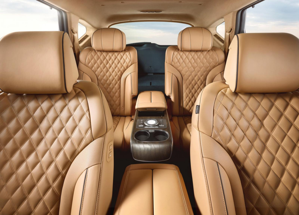 Nội thất 4 chỗ b&ecirc;n trong Genesis GV80 Prestige Signature 2022