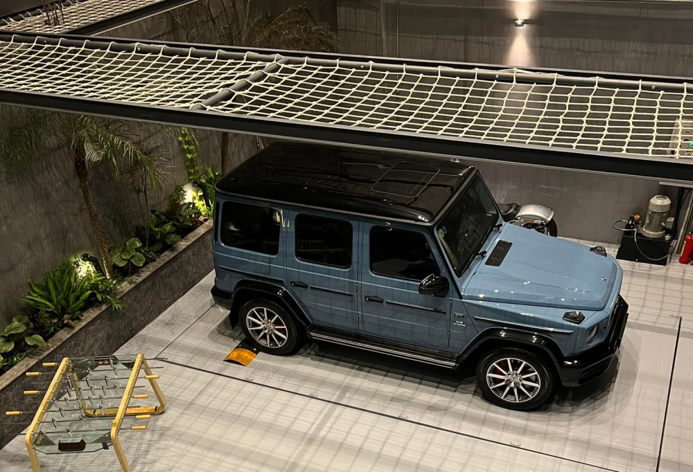 Mercedes-AMG G63 là quà Cường Đô-la dành tặng cho Đàm Thu Trang