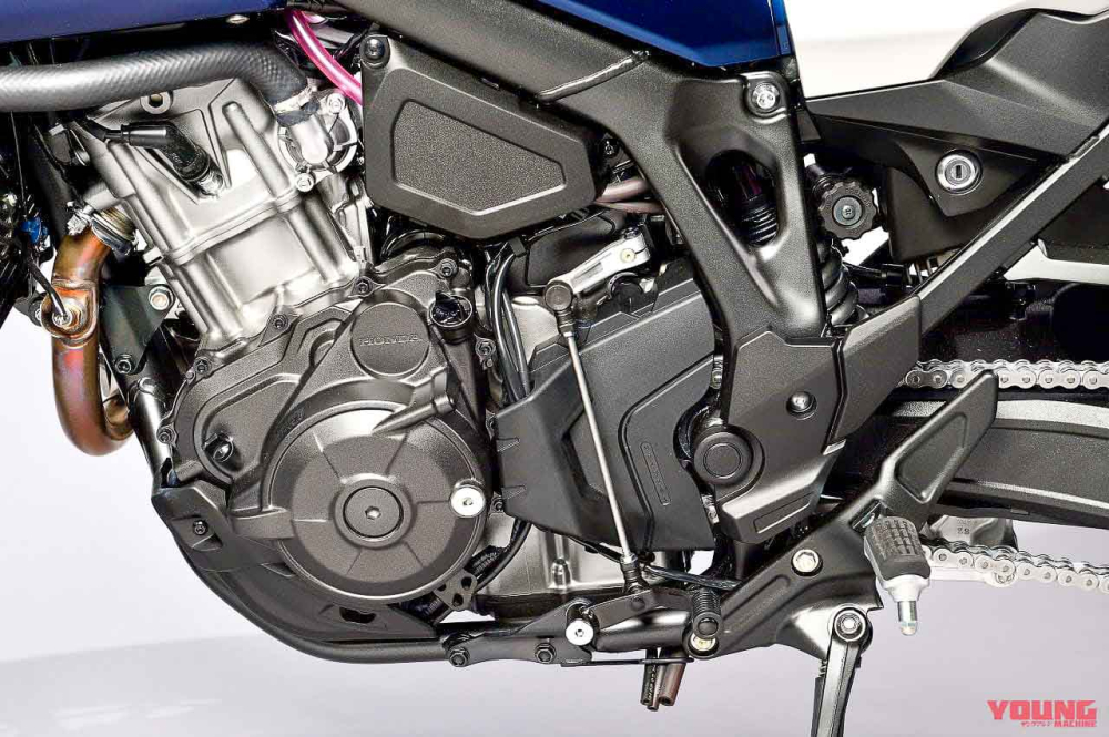 Honda Hawk 11