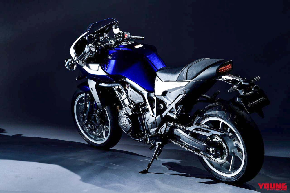 Honda Hawk 11