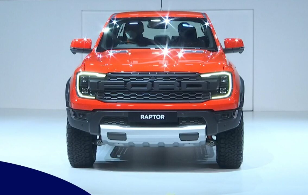 Cận cảnh đầu xe mới của Ford Ranger Raptor 2022