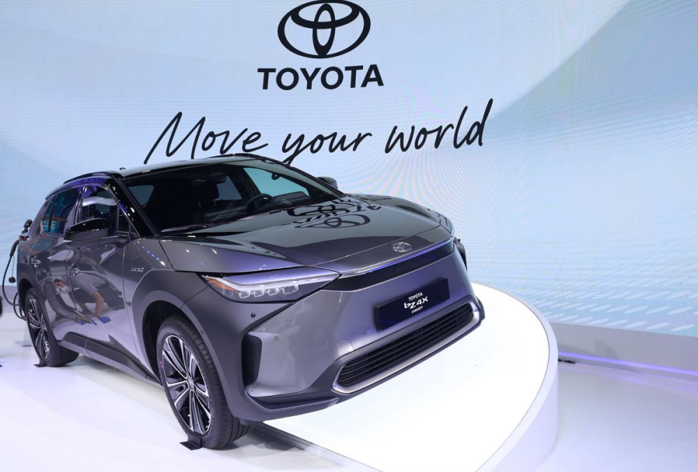 Toyota bZ4X 2022 chưa được b&aacute;n ra tại Th&aacute;i Lana