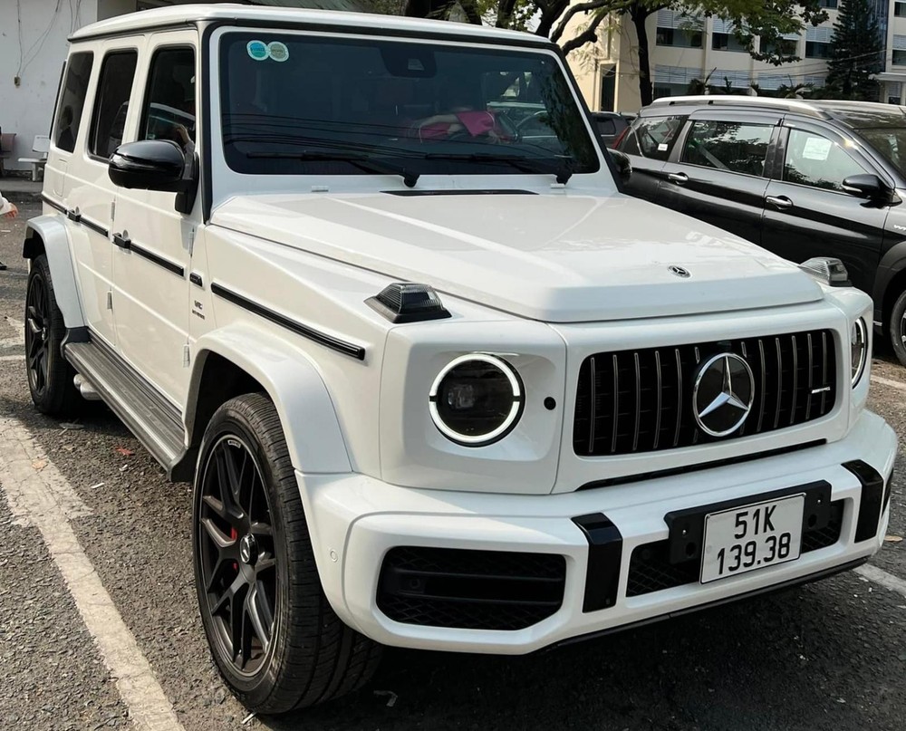 Cận cảnh xe Mercedes-AMG G63 của Hiền Hồ