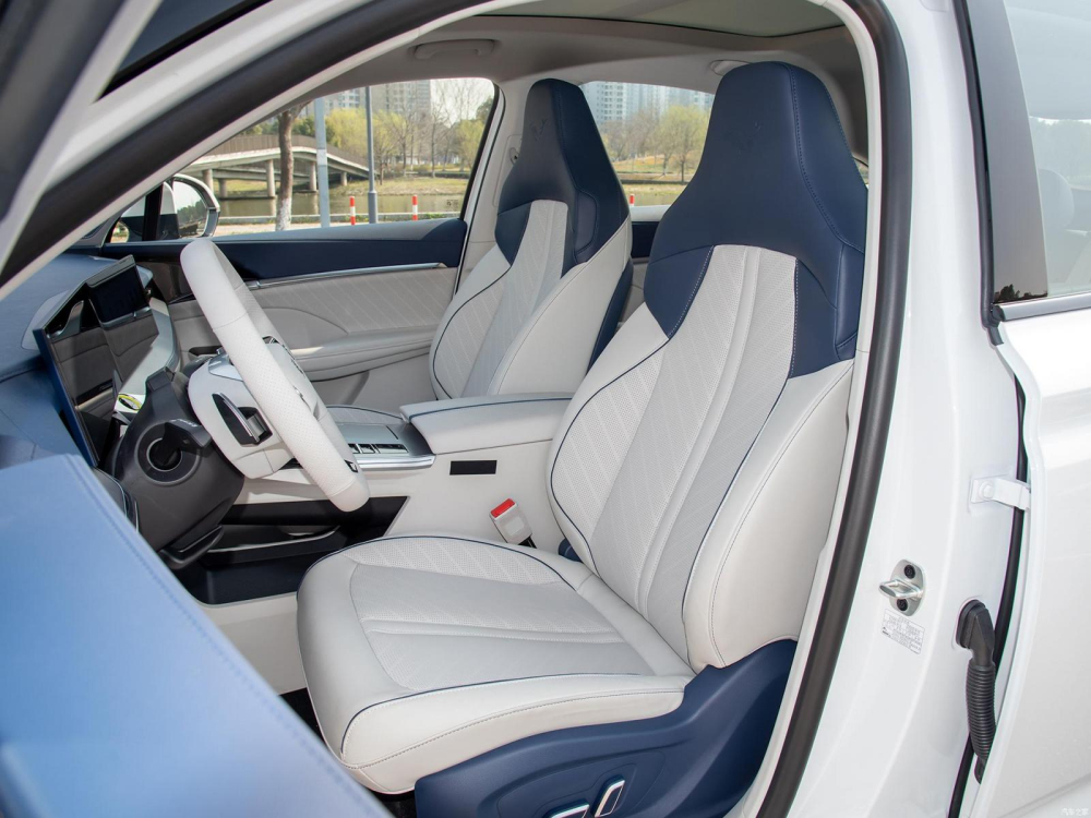 Hàng ghế trước của SAIC Roewe Jing Hàng ghế trước của SAIC Roewe Jing