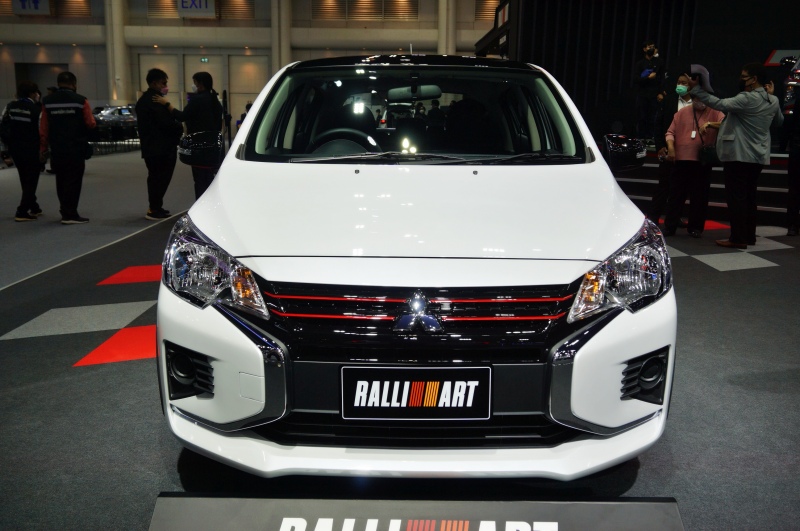 Cận cảnh đầu xe của Mitsubishi Mirage Ralliart 2022