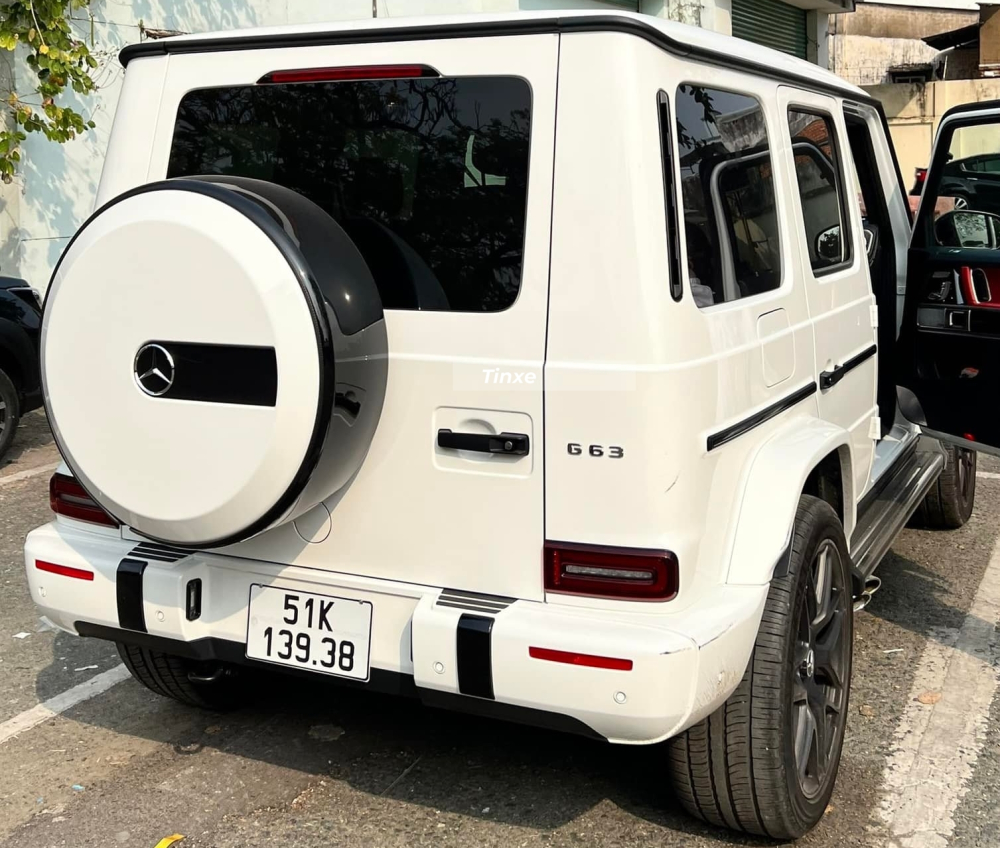 Chiếc xe SUV hạng sang Mercedes-AMG G63 của Hiền Hồ Chiếc xe SUV hạng sang Mercedes-AMG G63 của Hiền Hồ
